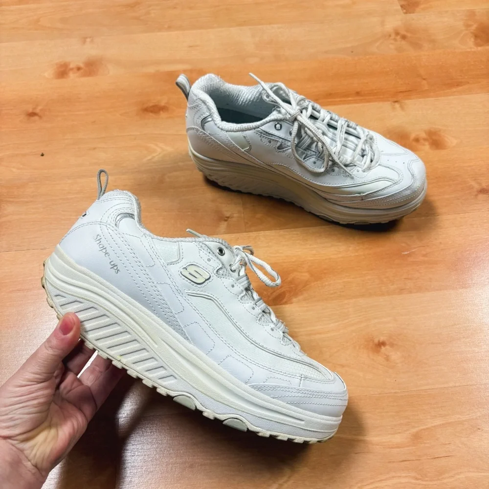 Skechers Shape Ups White Lace Up Toning Active Sneakers Womens Size 9.5